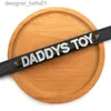 Chokers New Hot Sexy PU Leather Letters DADS TOY Customized Choker Necklace Punk Rivet DDLG Collar Chocker Jewelry Cosplay NecklacesL231201