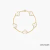 2024 VAN CLEF CLOVER BRACELETS DESIGNER BRACELETS VAN CLOVER BRACELET DESIGNER FASHION CHARM S FOR GIRLS HOMEL 18K GOLD SILVER BLACK RED GREEN BRAND BRACELET