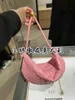 Designer BottegaaVeneta Handbags Turn Woven Underarm Bags Italian Baodiejia Turn Underarm Bag Gold Ball Woven Drawstring Handbag HBH0