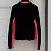春と秋の高級ニットウェア女性丸いネックレター刺繍ライトラグジュアリーセーター冬のマッチングカラースリムフィットベースブラウス