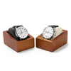 Boîtes à bijoux Oirlv support de montre en bois support en bois massif pour montres-bracelets boîte de rangement d'affichage 231201