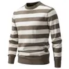 Suéter masculino listrado outono e inverno 2023 estilo fino listrado em torno do pescoço suéter casual pulôver base de alta qualidade