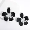 AENSOA – boucles d'oreilles pendantes en acrylique blanc exagéré, grande goutte de fleur pour femmes, bijoux de fête floraux en résine superposée à la mode