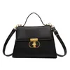 Ultime borse ispirate per borse di design a buon mercato borsette marche famose per donne all'ingrosso di alta qualità 2023 FMT-4022