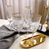 Weingläser, kreativer Hammer, goldener Rand, Kristallglas, Champagner, europäischer Kelch, rote Bar-Glaswaren, Cocktail