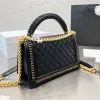 Women Classic Girl Boy Caviar Flap Torby Calfskin Quildin Vintage Metal Sprzęt Łańcuch łańcucha na ramię Crossbody Bag French Codzienne torebki Jumbo Designer Portfele 25c