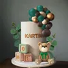 Narzędzia do ciasta Zielona szyja węzeł dziecięcy niedźwiedź ciasto Topper Happy Jungle Temat Przyjęcie urodzinowe Brown Bear Metal Ball Cake Decors Dzieci przychylne 231130