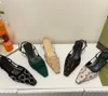 Damen-Sandalen aus echtem Leder, Luxus-Designer-Damen-G-Slingback-Sandalen, Pumps, Aria-Slingback-Schuhe werden in schwarzem Mesh mit funkelnden Kristallen präsentiert