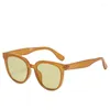 Lunettes de soleil pour femmes hommes marque de mode concepteur carré rétro moderne oeil de chat dames lunettes de soleil Ins tendances nuances lunettes