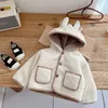 Down Coat Ainigiell Winter Girls 'Cotton Padded Jacket Rabbit Ears Hatt och fleece tjockt förtjockad varm för barn i åldern 06 år 231202