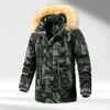 Vestes pour hommes hiver avec capuche en fourrure capuche camouflage Parkas hommes randonnée en plein air manteaux de trekking épaissir chaud 231202