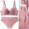 Set di reggiseni 2023 New Sexy Plus Size Lingerie Stampo sottile BC Cup Set di reggiseni per le donne Reggiseno scava fuori Fe Mutandine Biancheria intimaL231202