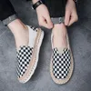 Elbise ayakkabıları erkek tuval adam için gündelik ayakkabılar bahar yaz moda damalı düz balıkçı ayakkabıları tasarım slip-on loafers 231201