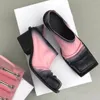 Sapatos de vestido Retro Color Matching Square Toe Chunky Salto Couro Mulher 2023 Deslizamento em Plissado Alto Muller para Mulheres Rosa Marrom