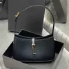 2022 Sacs à aisselles de qualité Sacs à main de designer en cuir classique pour dames Sac à main à bandoulière Baguette Sacs de mode multicolores Whole228N