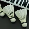Petecas de badminton bola de badminton 12 peças petecas de badminton de penas de pato com cabeça de espuma reutilizáveis altamente estáveis passarinhos de badminton 231201
