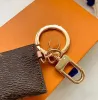 Mini porte-clés en cuir à fleurs marron, breloque pour sac à main, pendentif pour femmes, décoration de voiture, P3UB