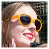 Lunettes de soleil en gros mère et moi enfants coeur de pêche enfants fournitures de plage UV lunettes de protection filles garçons pare-soleil lunettes Fashi Dhcxn