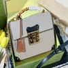 Kleine Bambus Vorhängeschloss Einkaufstasche Frauen Totes weibliche Schulterschlinge quadratische Taschen Handtasche Dame Top Griff Handtaschen Bunte Blume Butte293h