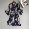 Vêtements de nuit pour femmes Élégant Kimono Robe Peignoir Femmes Mariée Mariage Automne Imprimer Satin Chemise De Nuit Robes Femme Casual Home Robes De Chambre