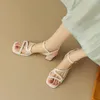 Sandalen 2023 Dames Zomer Schoenen Split Leer Vierkante Teen Dikke Hakken Beige Abrikoos Mode Gesp Casual Peep Dames