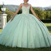 Groene glanzende spaghetti riemen baljurk quinceanera jurken applique kanten kristal kralen linten corset vestido de 15 anos