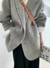 Women s Jackets Winter Grey Cashmere Coat for Warmth and Thickening Street Style Korean Fashion Polo Collar Suit 231202