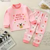 Giyim setleri pamuk yürümeye başlayan bebek giysileri setleri 2pcs kızlar erkekler sonbahar kıyafetleri set üstleri+ toz pantolonlar çocuk pijama bebek set kıyafetleri 1-8yl231202