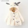 Ensembles de vêtements Mignon oreilles de lapin en peluche bébé veste de Noël douce princesse filles manteau automne hiver chaud vêtements d'extérieur à capuche enfant en bas âge fille vêtementsL231202