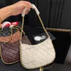 23B Hobo Borsa a catena a mezza luna Borsa a tracolla da donna alla moda Pelle con diamanti Oro Hardware Chiusura metallica Borsa di lusso Borsa a catena Matelasse Borsa sotto le ascelle Borse per il trucco Sacoche