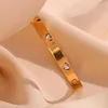 Armreif Ins Edelstahl vergoldet 18K Gold Herz Zirkon Armband Vintage Verschluss für Frauen Mädchen Modeschmuck