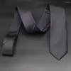 Pajaritas Hombres Sólido Clásico Moda formal Negocios 6 cm Corbata delgada para boda Corbata flaca Novio Cravat LYL Diseñador