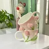Muggar Creative Pink Cub Relief Tulpan Flower Ceramic Mug Coffee Cup Girl Present Office Teacup Frukost Milk Chinese Porslin