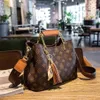 Günstige Fabrik Alte Blumeneimer große Kapazität Neue Single Shoulder Messenger Bag Hand Damentasche255P