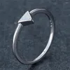 Anéis de cluster na moda ouro prata cor anel de casamento branco azul opala noivado fino minimalista triângulo pequena pedra para mulheres part303i
