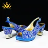 Zapatos de vestir Color azul Llegadas de moda 2024 Primavera Verano Diseño Italiano Mujeres Bolsa a juego Conjunto con cristal brillante para fiesta