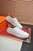 2024 Homme de luxe Deep Perfect Baskets Chaussures Confort Casual Sports Sports Blanc Noir Cuir Léger Skateboard Runner Sole Tech Tissus Trainer Box