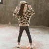 Sets Mädchen Pullover Kinder Mantel Outwear Leopard Plus Samt Verdicken Warme Winter Herbst Tops Fleece Weihnachten Kinder Kleidung 231202