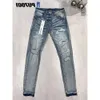 Jeans firmati per pantaloni da uomo Jeans viola Jeans viola Jeans da uomo Tendenze Distressed Nero Strappato Biker Slim Fit Moto Mans Stacked H8