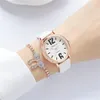 Relojes de pulsera Decoración de diamantes de imitación Reloj de cuarzo Puntero ovalado casual Analógico con correa de cuero de PU 1pc Pulsera Regalo para mamá / novia