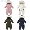 Set di abbigliamento -30 Vestiti invernali per bambini Addensare tute calde Tute da neve Ragazza Ragazzo Giacca con cappuccio Pagliaccetti impermeabili Tute da sci Cappotti per bambini CapispallaL231202