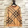 디자이너 남성 여자 스웨터 남성 패션 격자 무늬 자카드 풀오버 스웨터 커플 둥근 목 니트 착용 의류 크기 S-XL