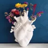 Obiekty ozdobne Wazon Symulacja Symulacja Anatomiczna wazon wazonu w kształcie serca suszony kwiat dziur wazon wazon ludzki statua Dekoracja domu ozdoby 231201