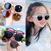 Çocuk Güneş Gözlüğü Çocuk ve Kız Güneş Gözlüğü Modaya Düzenli Kore Sahne Gezileri Açık Güneş Koruma UV Koruma Güneş Visörleri