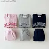 Set di abbigliamento Autunno New Baby Vestiti a maniche lunghe Set Lettera Stampa Bambini Inverno Caldo pile Felpa + Pantaloni 2 pezzi Completo Bambino AbitiL231202