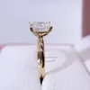Biżuteria ślubna Certyfikat 10k żółte złoto promieniowanie Cut Empanivement 3CT MOISSANITE Pierścień