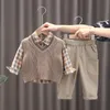 Conjuntos de roupas primavera outono 3 pçs meninos conjunto de roupas bebê meninos camisola colete camisas de manga longa calças de carga roupas conjunto infantil crianças terno 231202