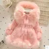 Manteau d'hiver en duvet pour bébés filles, veste longue en fourrure, pull chaud, grand col, vêtements en coton épais pour enfants 231202