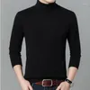 سترات الرجال 2023 العلامة التجارية Slim Fleecing Turtleneck Sweater Mens Winter Long Sleeve Dark Classic Classic Solid Dumbering Shirt