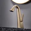 Torneiras de pia do banheiro Torneira personalizada Torneira de cor de ouro branco e bacia de lavagem fria cobre